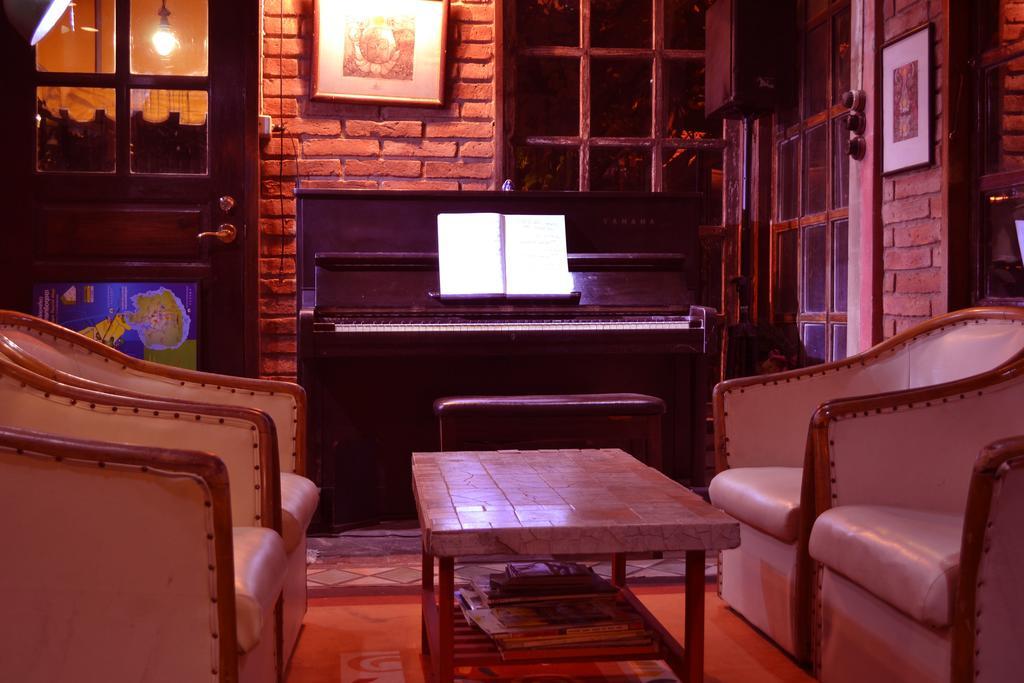 Brickhouse Ayutthaya Guesthouse Est 1986 Zewnętrze zdjęcie