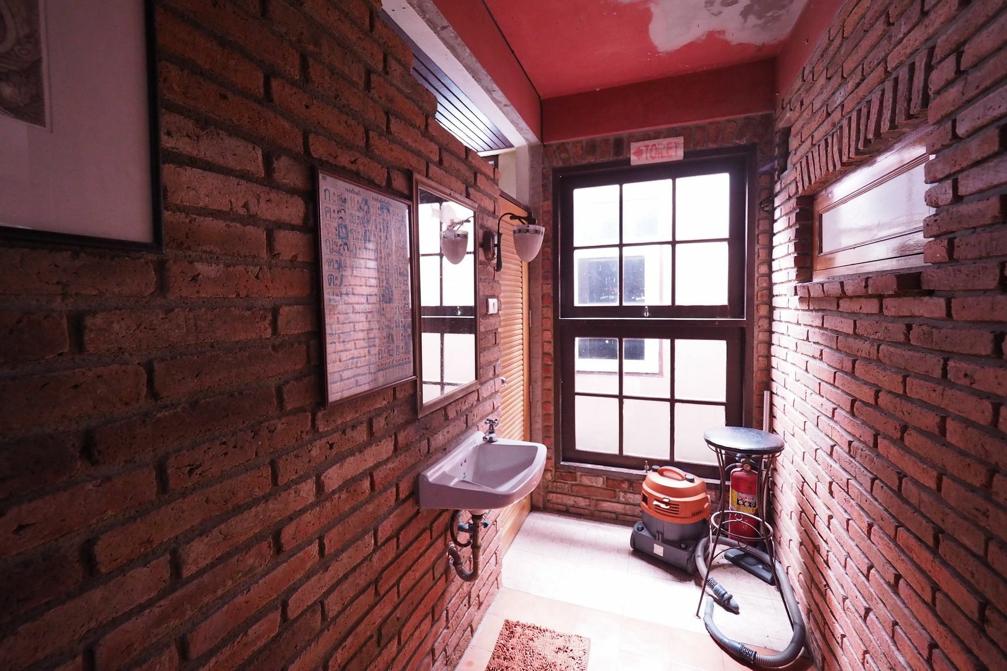 Brickhouse Ayutthaya Guesthouse Est 1986 Zewnętrze zdjęcie